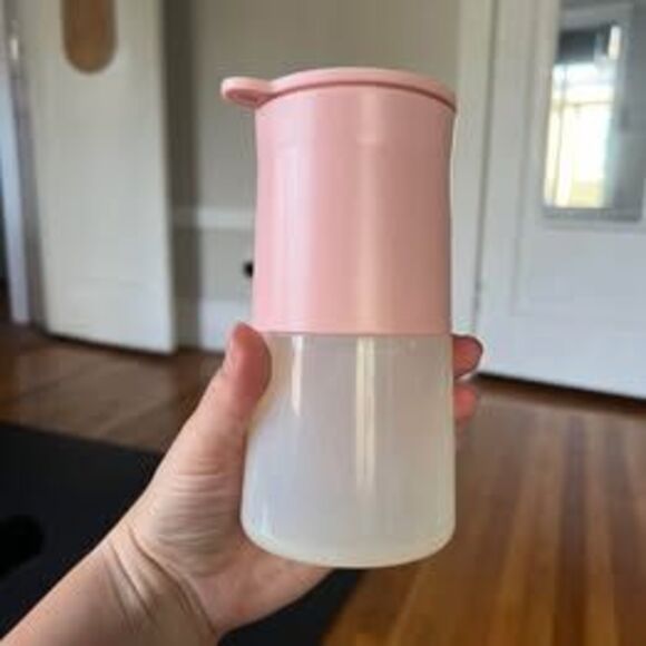 Set of Two Frozen Slushie or Cocktail Pink Silicone Travel Cups - Picture 1 of 4